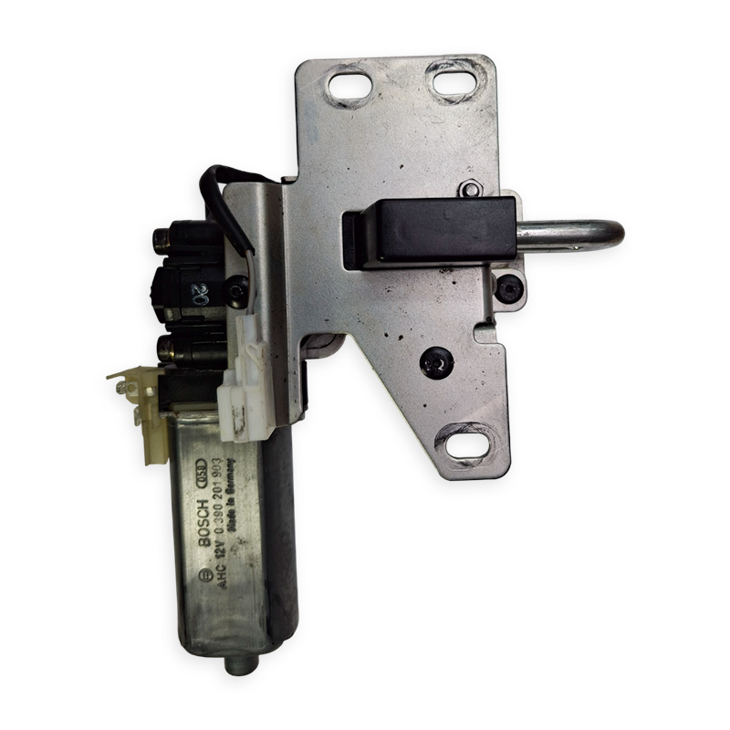 Mitsubishi Colt Cabriolet CZC Trunk Lock – MN301897 (used)